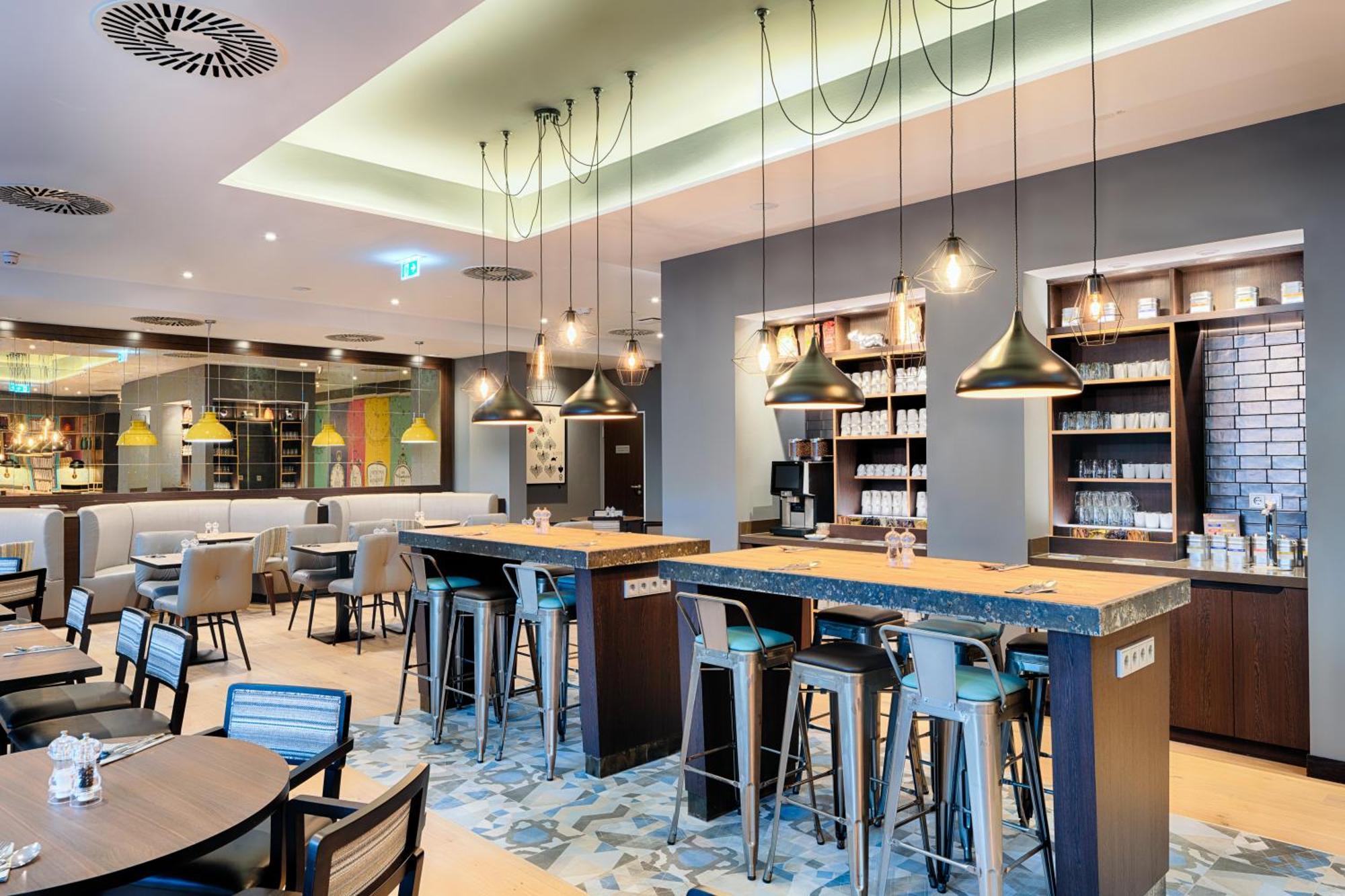 Premier Inn Duesseldorf City Friedrichstadt Ngoại thất bức ảnh